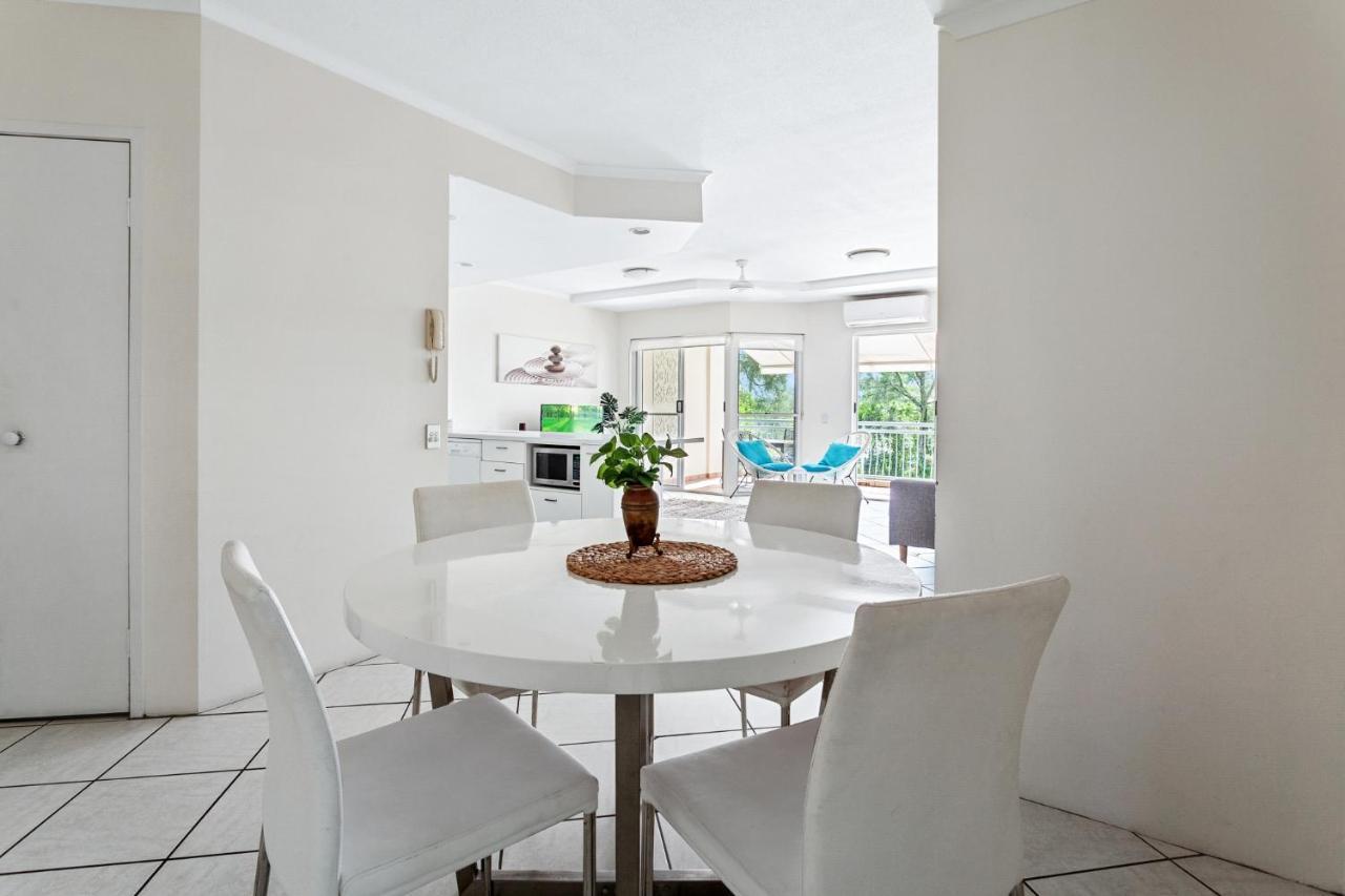 Riviera Noosa Resort นูซาวิลล์ ภายนอก รูปภาพ